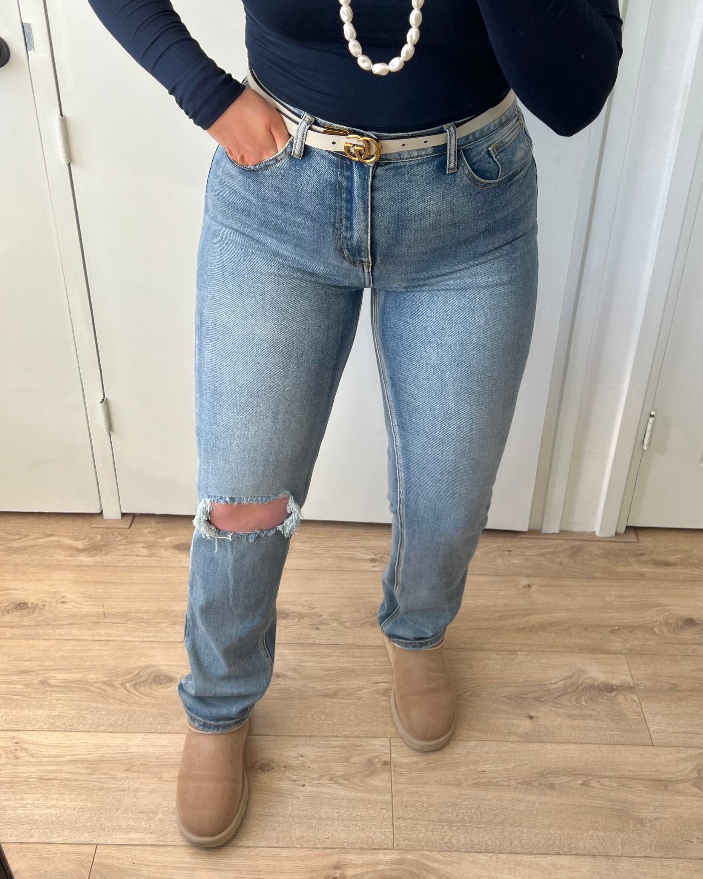 "RIPPED" STRAIGHT LEG JEANS